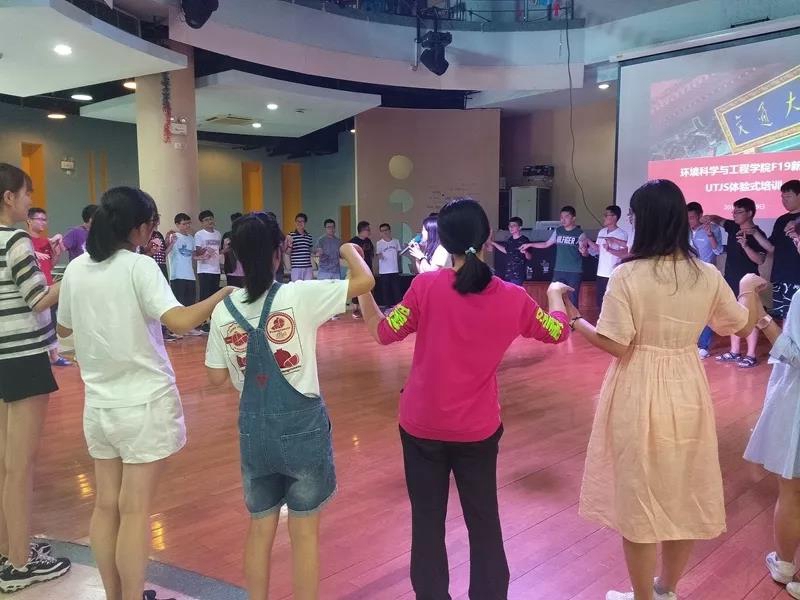 759856ee4cdabd2a96553593fd321202.jpg 759856ee4cdabd2a96553593fd321202.jpg