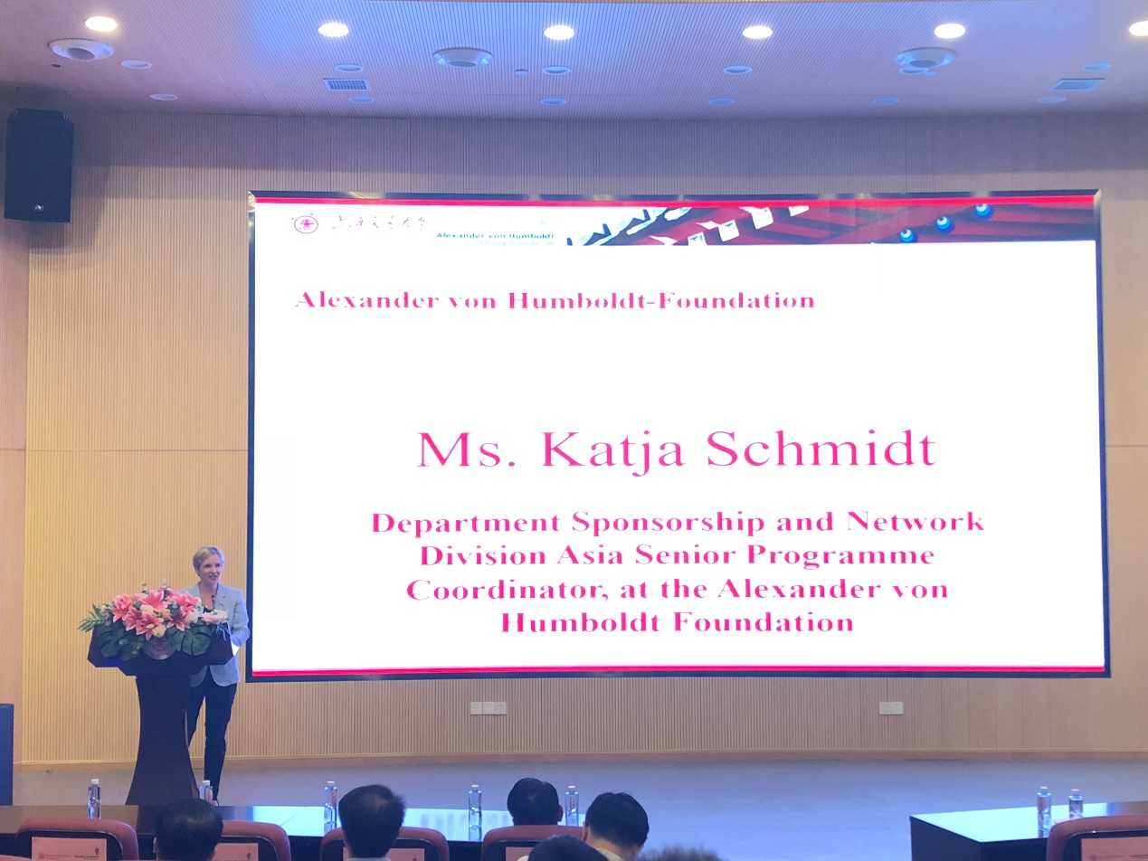 7c337b6d08b0489862bce5e8624c06df.jpg 7c337b6d08b0489862bce5e8624c06df.jpg